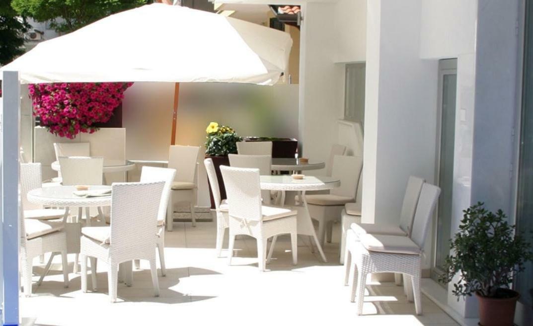 Hotel Loretta Rimini Extérieur photo